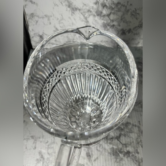 Pitcher - Picture 4 of 6